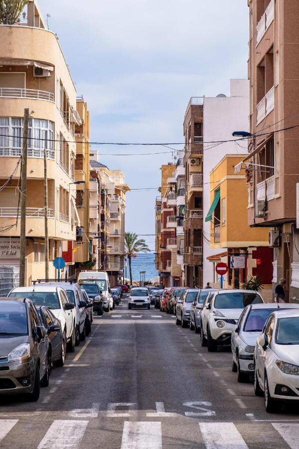 New 2020 Residencial Aqua Beach -Apartment Torrevieja Center Екстериор снимка